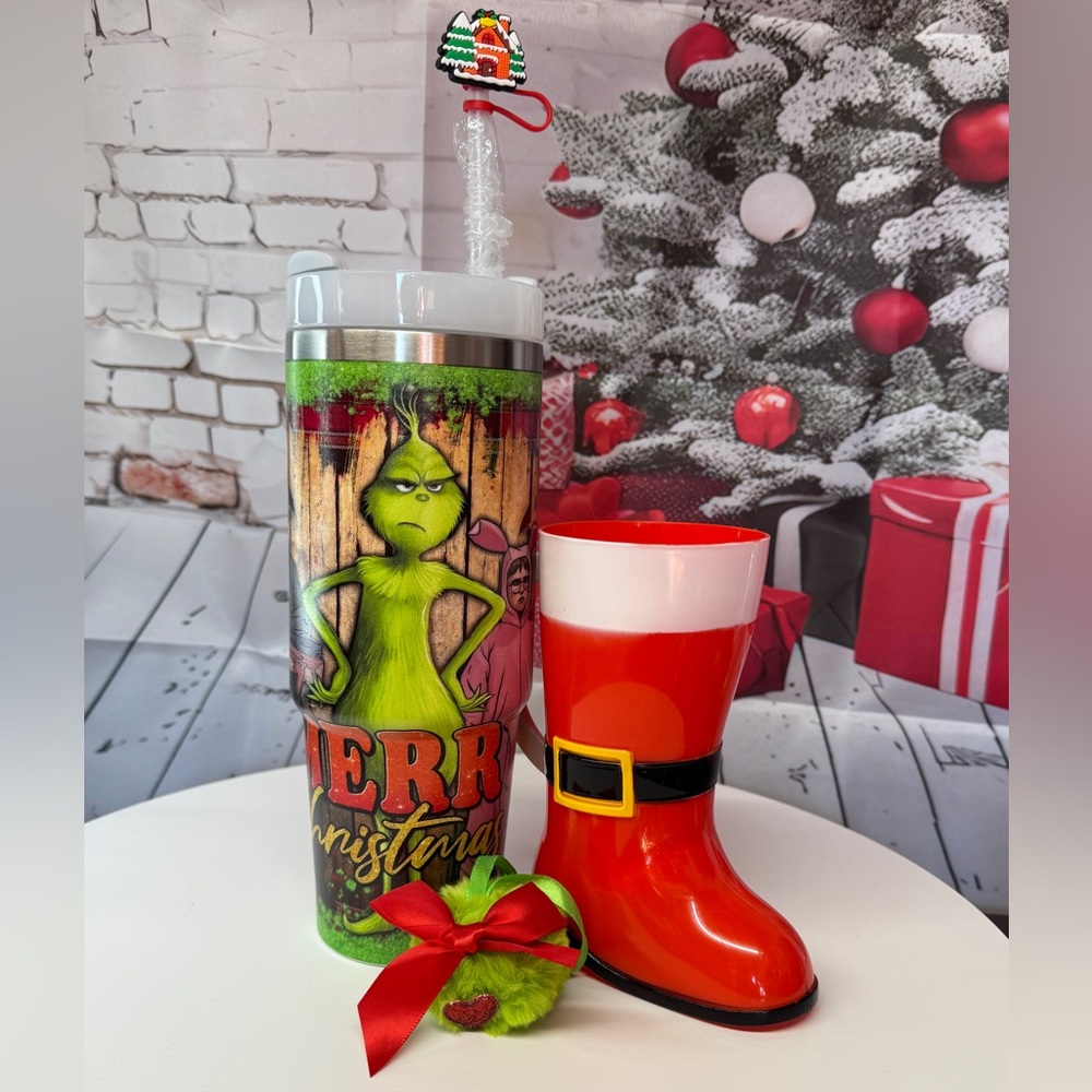 30oz Christmas themed tumbler. NWOT
